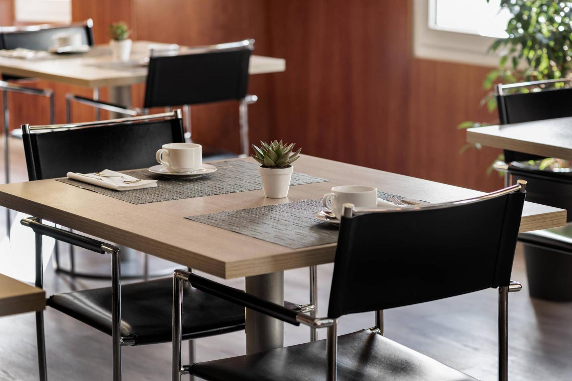 Ac Hotel La Linea By Marriott La Linea de la Concepcion Ngoại thất bức ảnh
